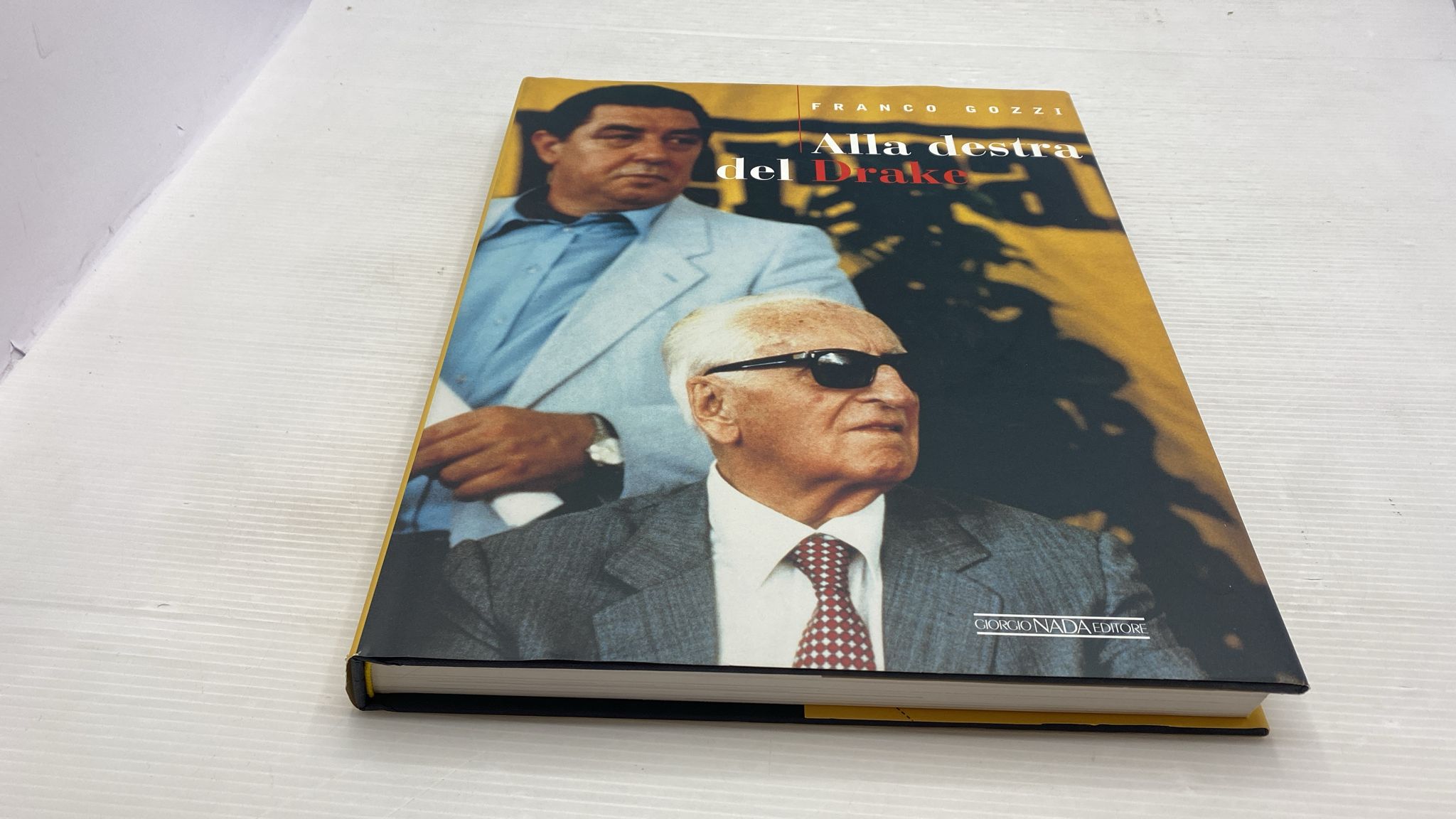 Alla destra del Drake